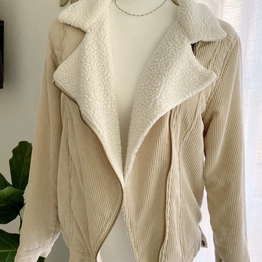 Adorable trucker jacket!